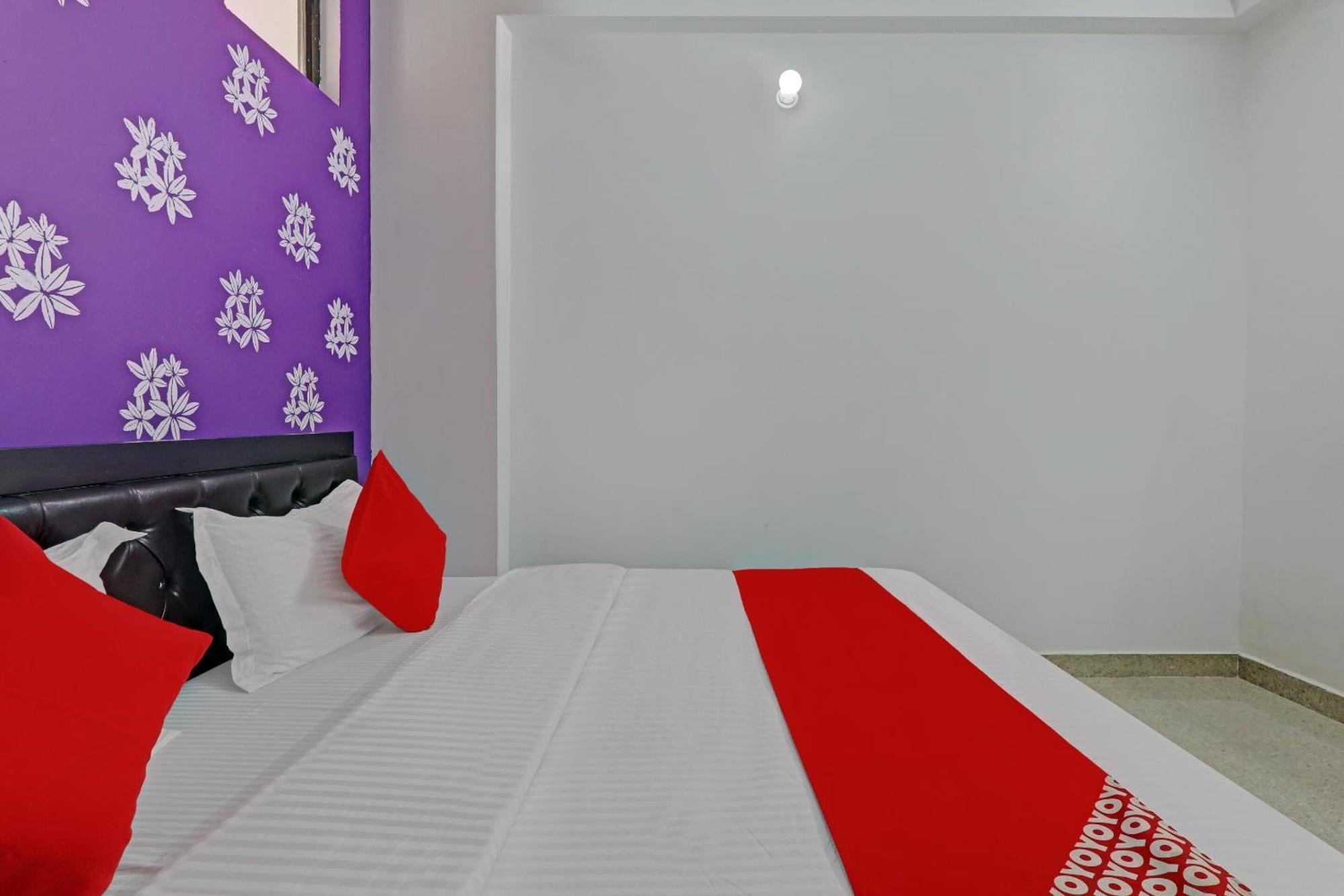 Hotel O Sparrow Nest Варанасі Екстер'єр фото